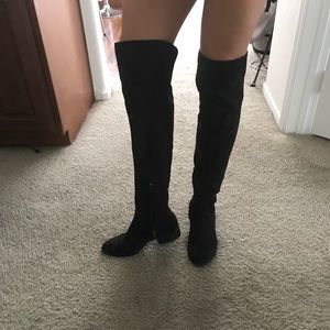Black knew high boots